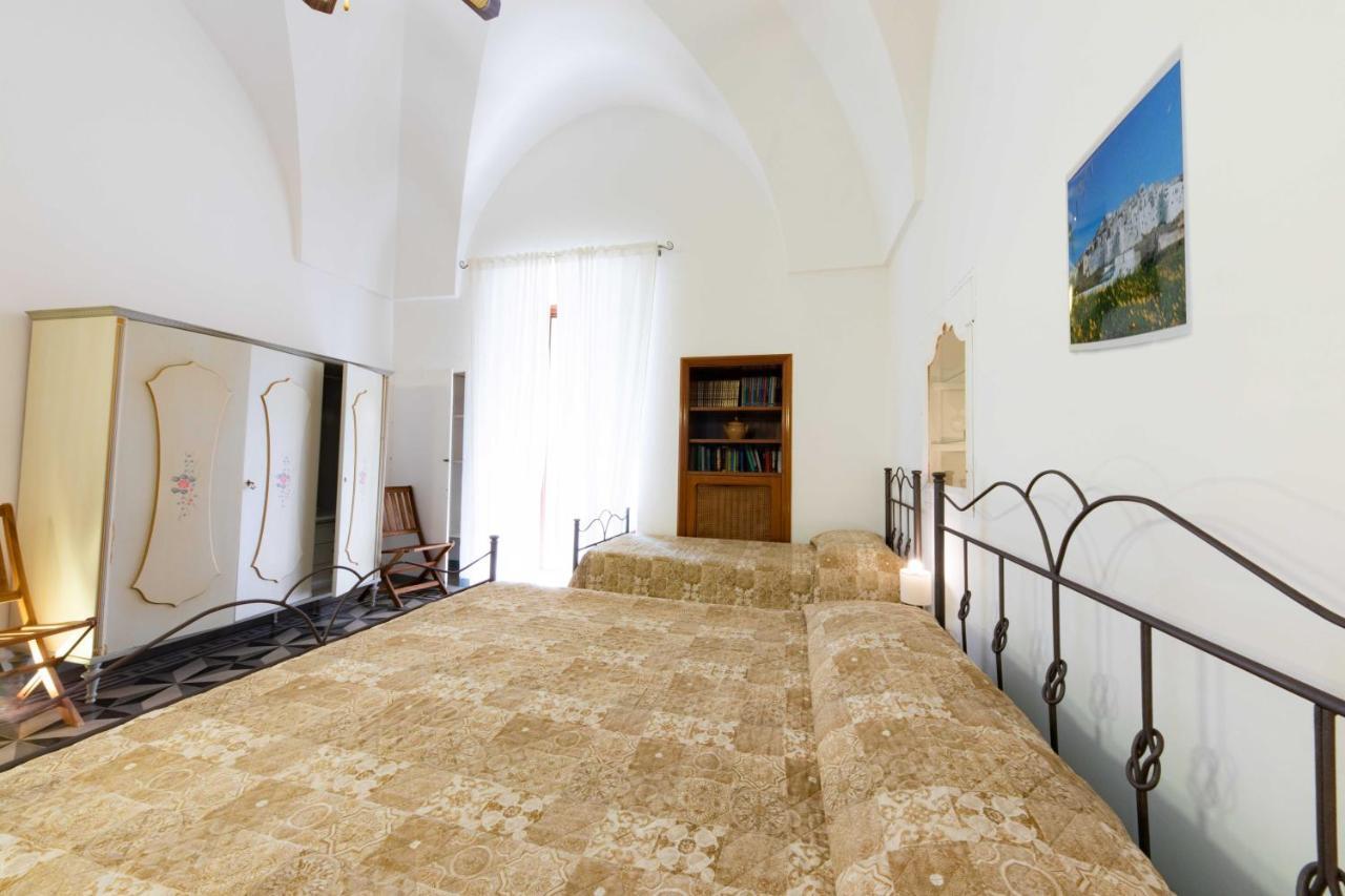 Casa Vacanza La Stradella Ostuni Exterior photo